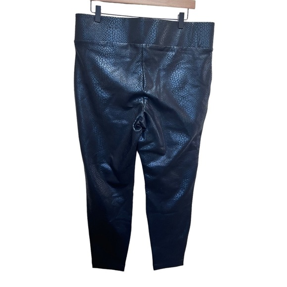 Torrid Pixie Skinny Studio Luxe Ponte High-Rise Pant Size 1x - Picture 9 of 13